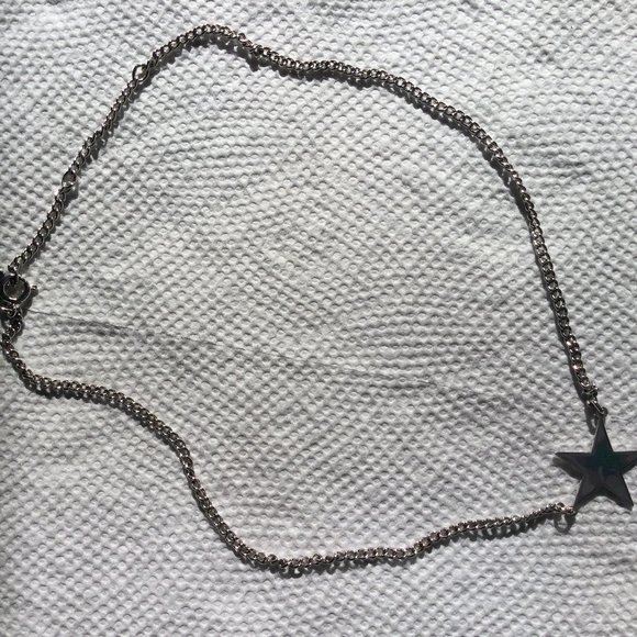 Avon necklace star pendant 15" long - Picture 1 of 2